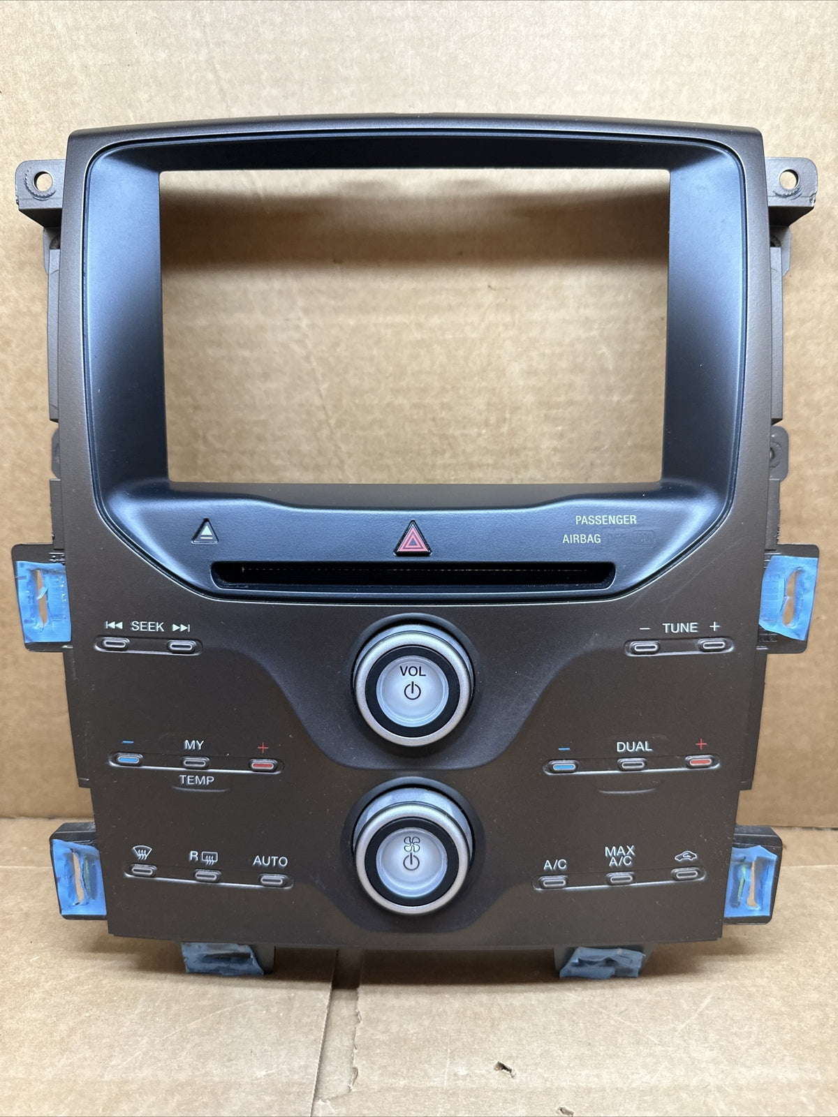 2011 2014 Ford Edge Radio Face Climate Control Panel Bezel DT4T 18A802 BE0