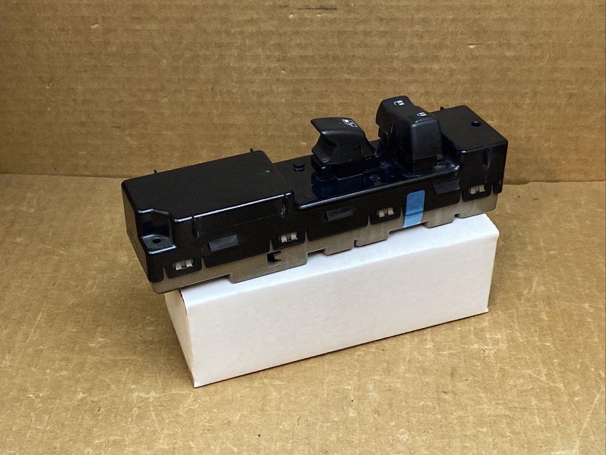 03 06 Tahoe Yukon Silverado Window Lock Control Switch Front Right Passenger OEM2