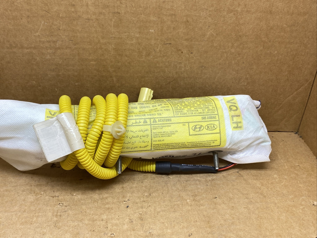 2010 2014 Kia Sedona Front Left Side Driver Seat Air Bag Airbag 88910 4D0002