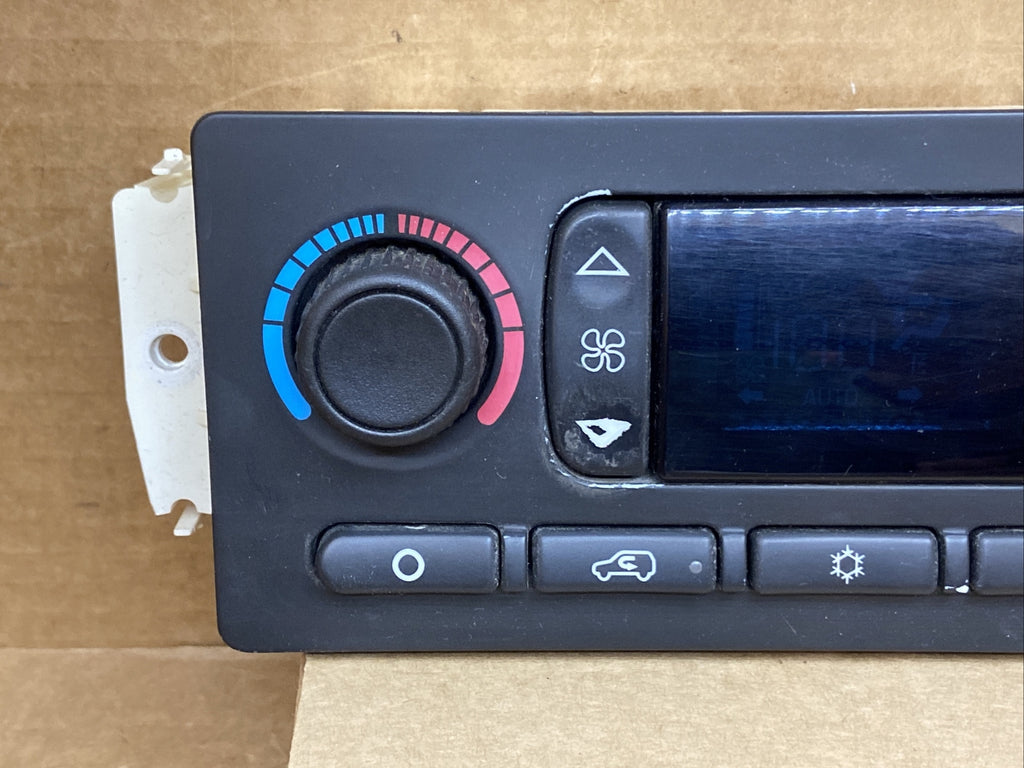 2003 2004 Tahoe Yukon Escalade Dash Digital Climate Temp Temperature Control OEM1