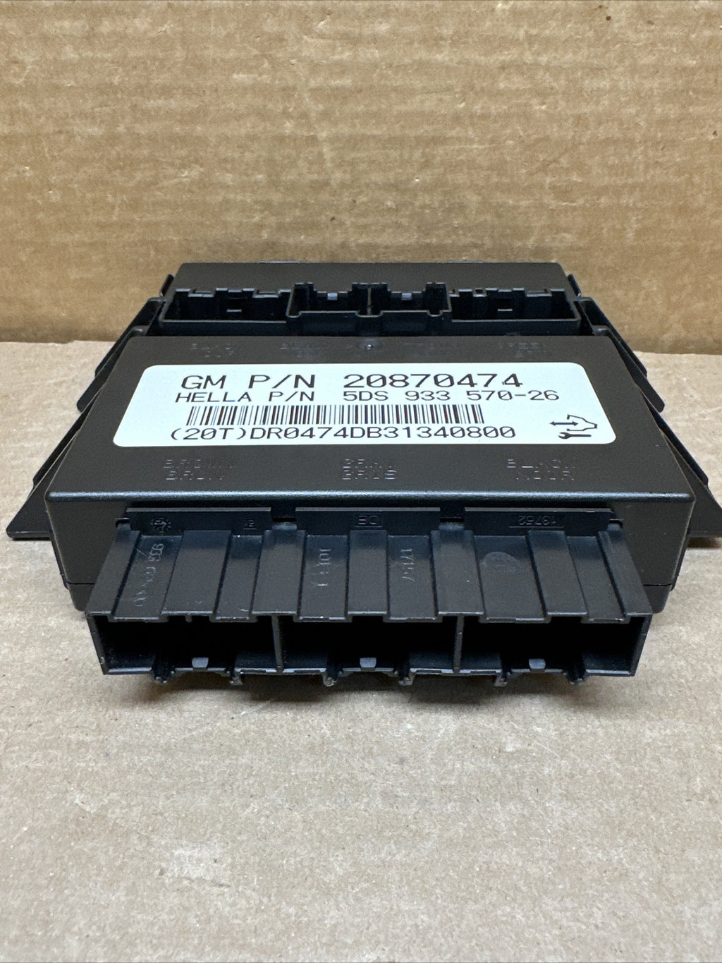 2007   2014 GM Tahoe Escalade Yukon Memory Seat Control Module 208704742