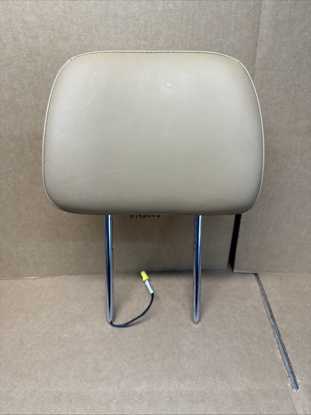 2011 2022 Dodge Durango Front Driver Passenger Seat Head Rest Headrest Beige0