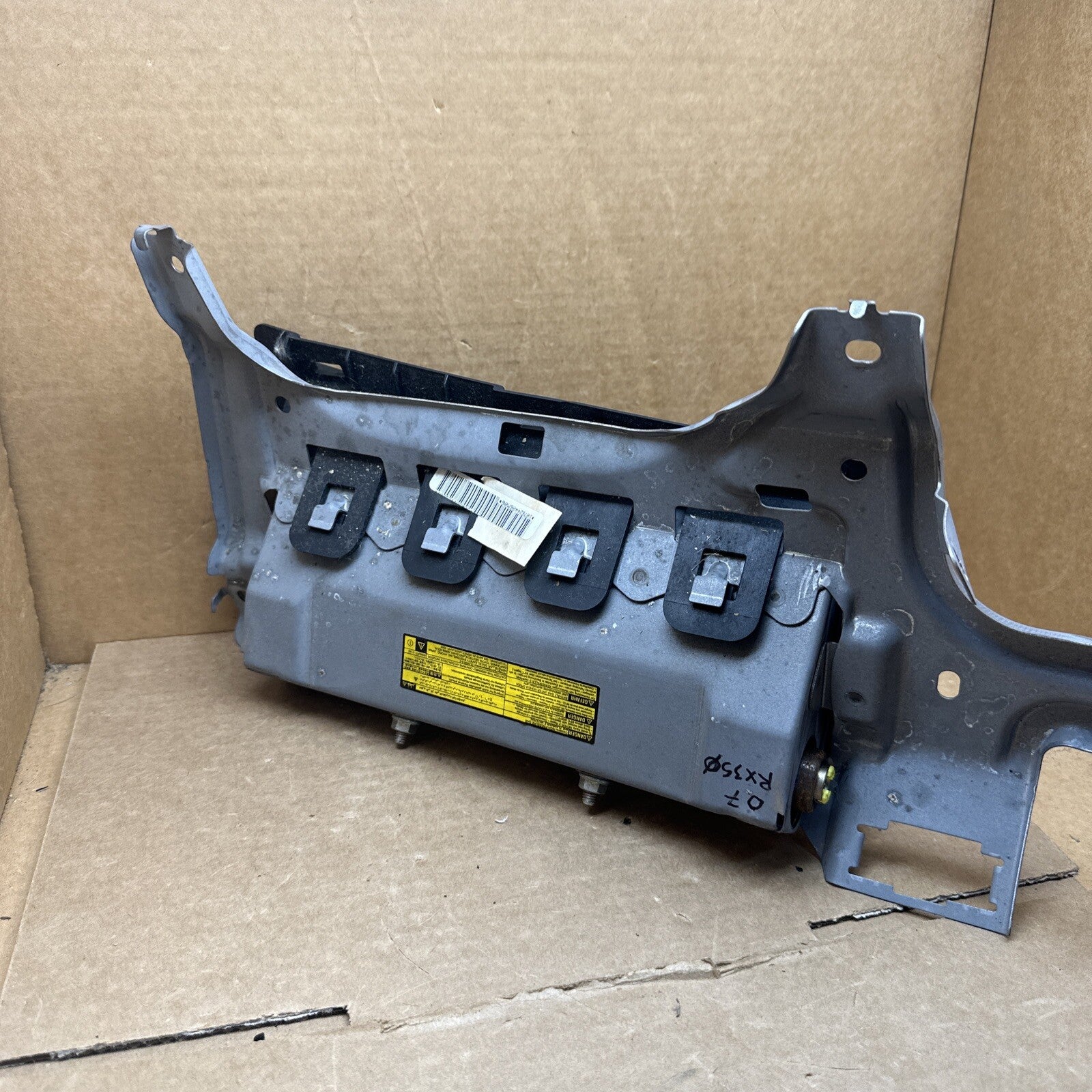 2006 2009 Lexus RX400 RX350 Left Side Driver Knee Lower Air Bag Airbag Black4