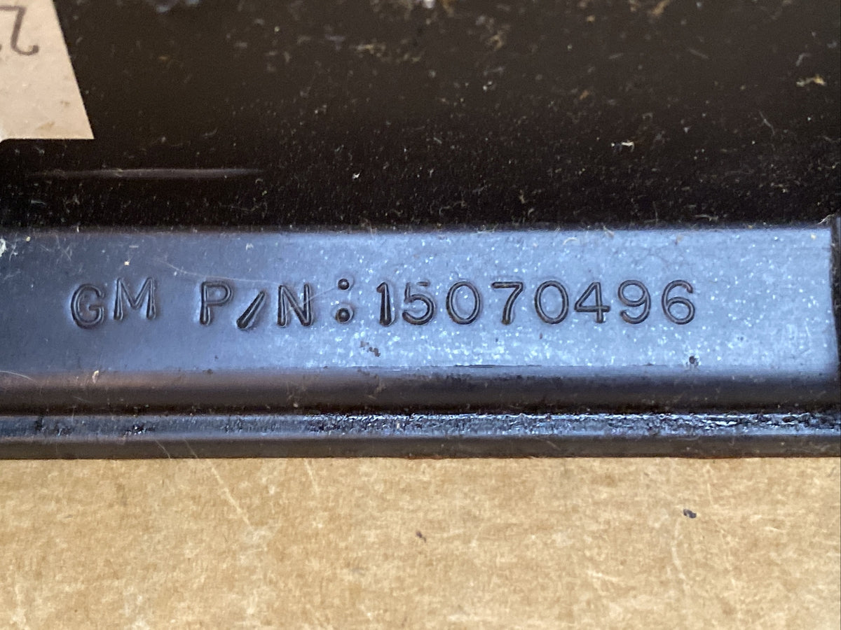 2003 2006 Silverado Sierra Tahoe Center Console Front Cubby Insert OEM 151942928