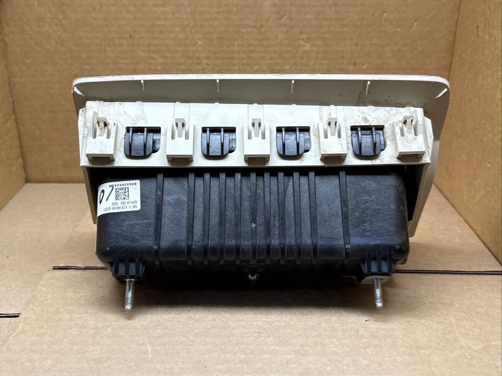 2015 2019 Lincoln MKC Front Left Side Driver Knee Lower Air Bag Airbag5