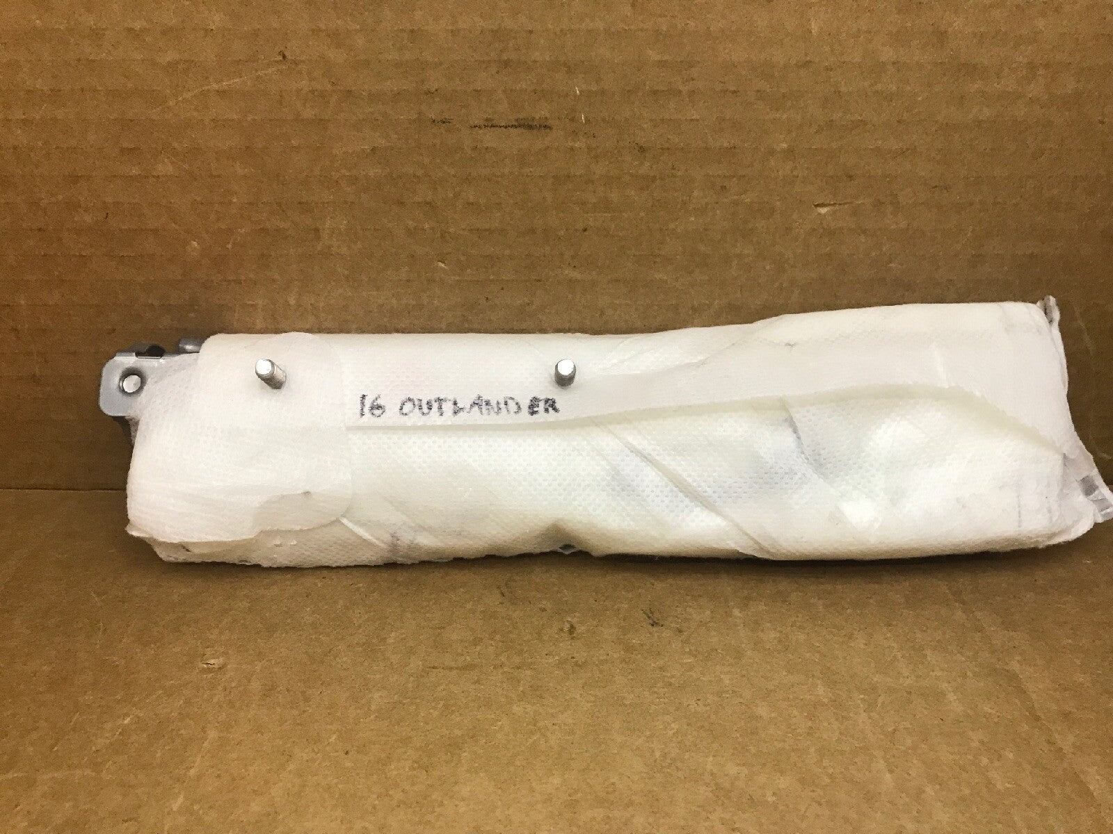 2014 2018 MITSUBISHI OUTLANDER FRONT RIGHT SIDE PASSENGER SEAT AIRBAG AIR BAG2