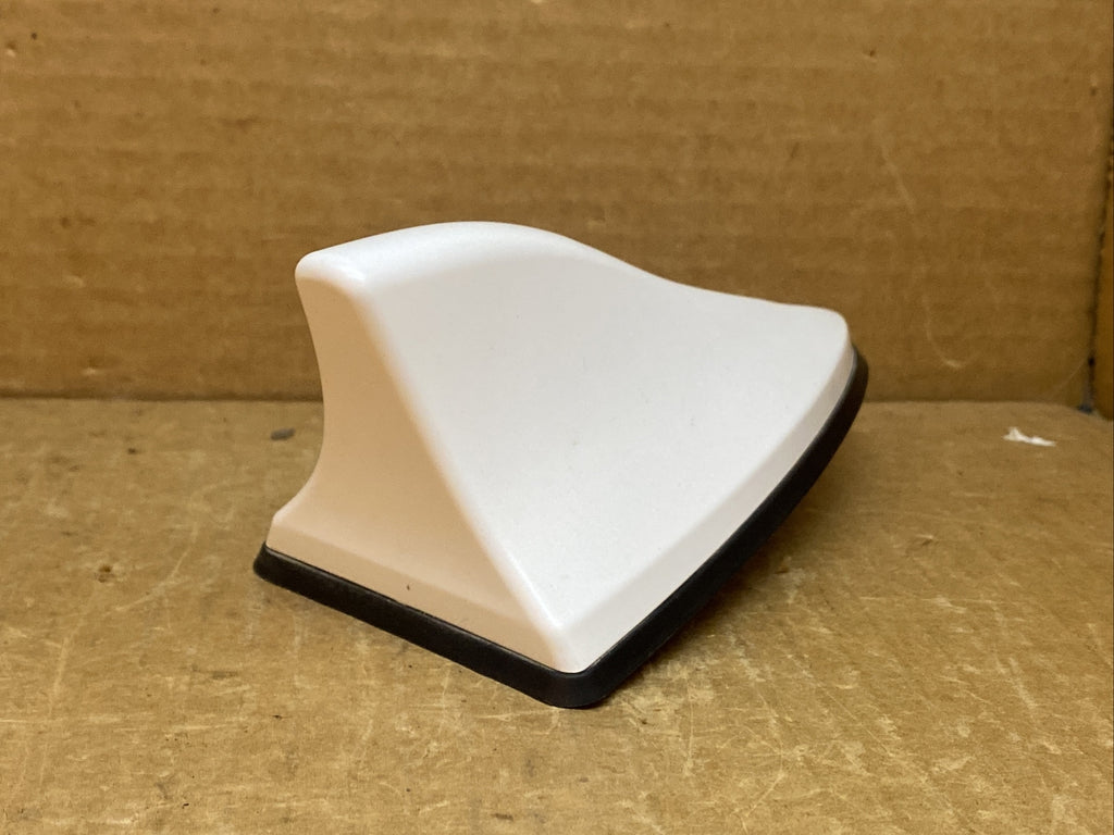 2014 2016 Kia Forte Shark Fin Antenna Assembly Shimmering White 96210 A7100SWP6