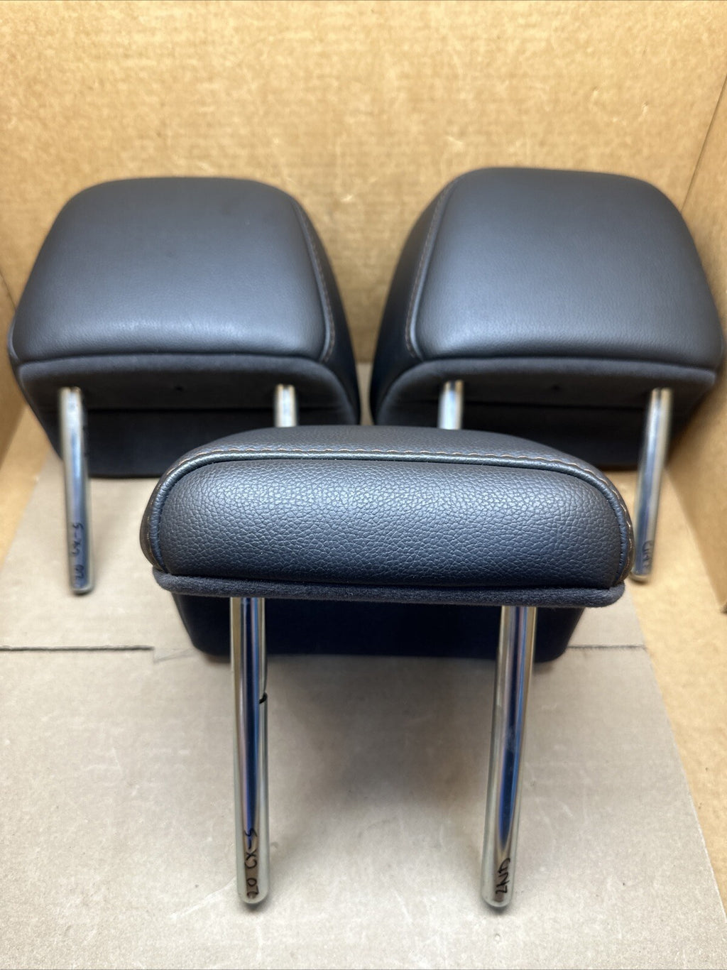 2017 2023 Mazda CX 5 CX5 Headrest 2nd Row Rear Set Black Leather6