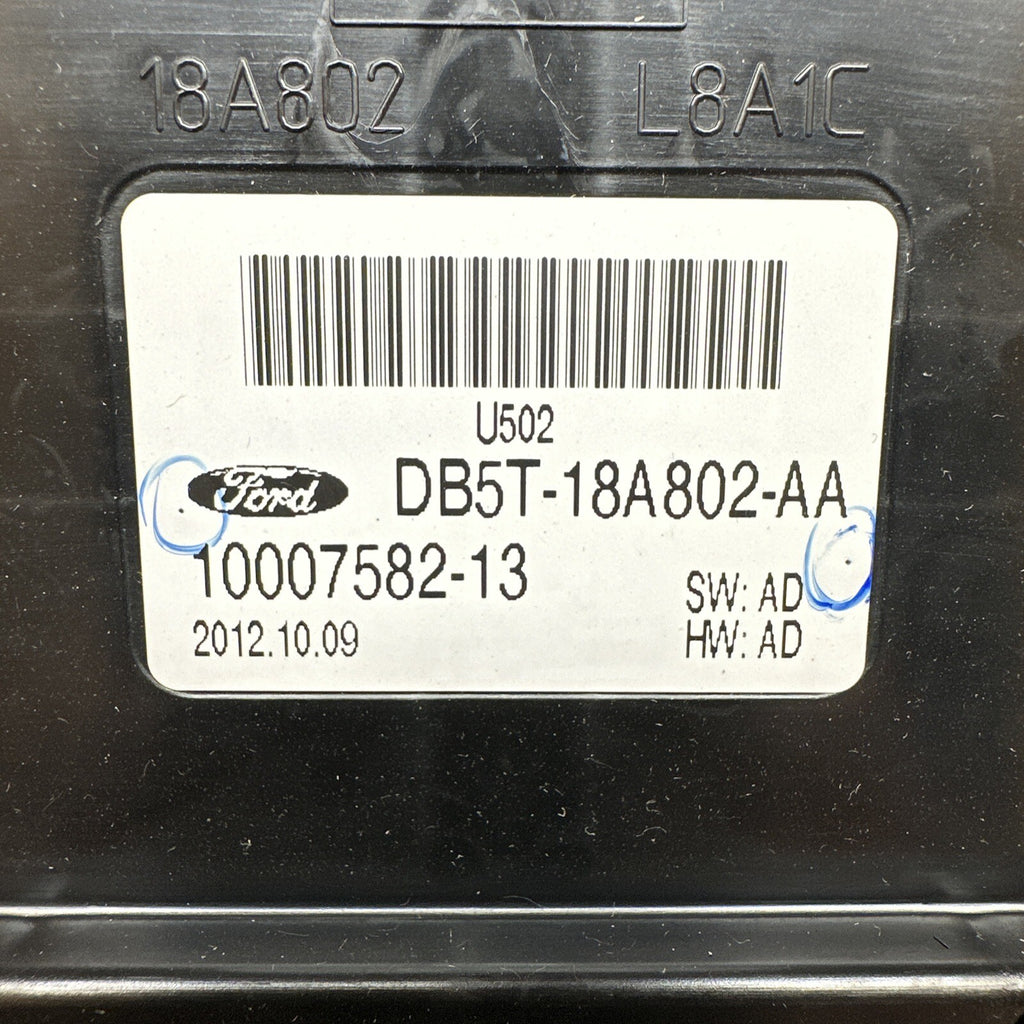 2013 2015 Ford Explorer Radio Climate Control Panel Bezel DB5T 18A802 AA6