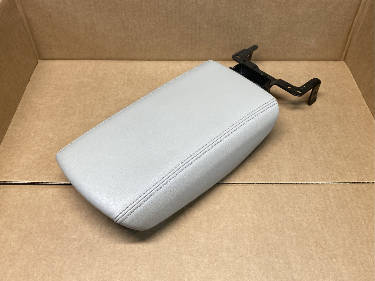 2017 2018 Ford Escape Center Floor Console Lid Cover Top Grey Leather OEM0