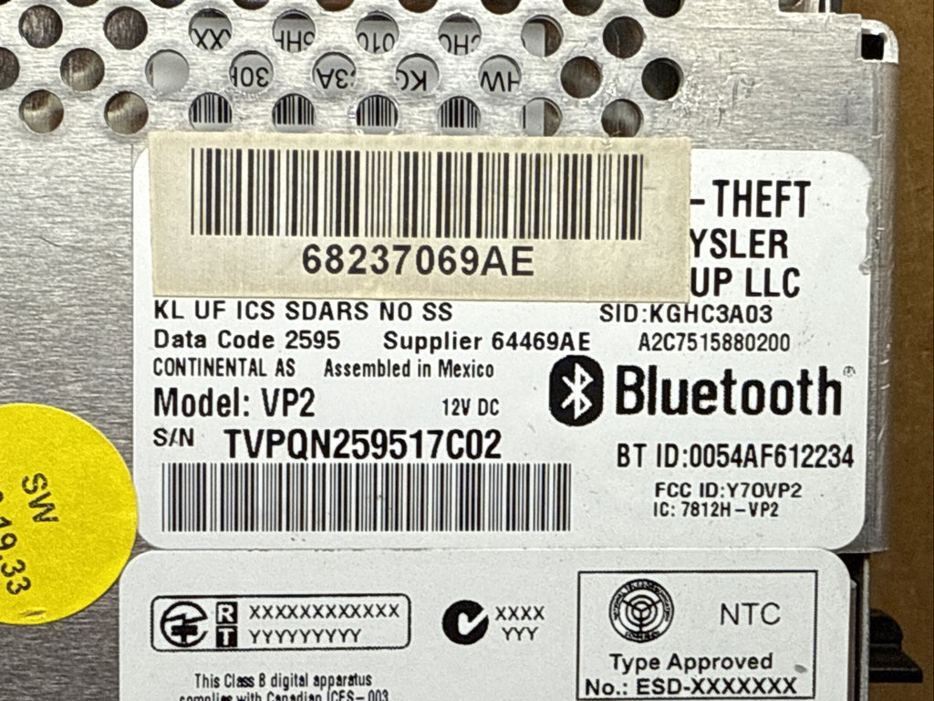 2015 2016 Chrysler 200 5" Radio Display Info Screen VP2 P68237069AE 68237069AE9