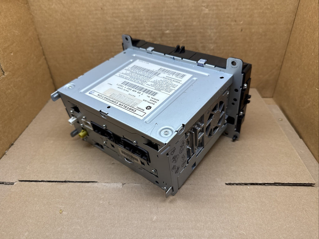 2011 2013 Dodge Durango Radio CD DVD RBZ P05091402AH 05091402AH7