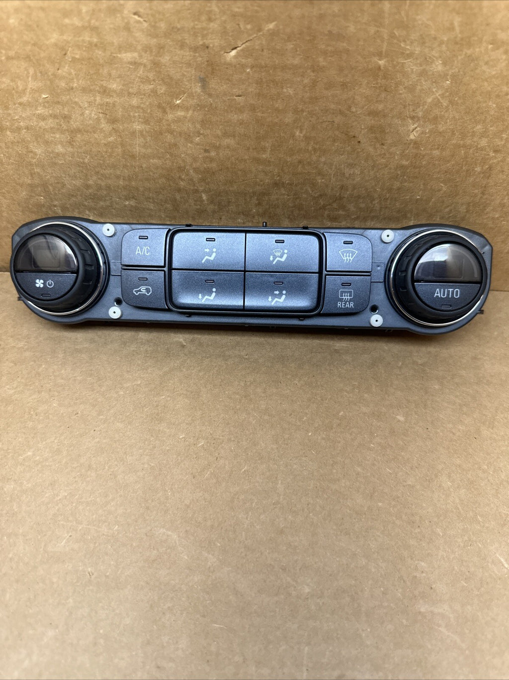 2015 2017 GMC CANYON HEATER TEMPERATURE CLIMATE CONTROL OEM 842630990
