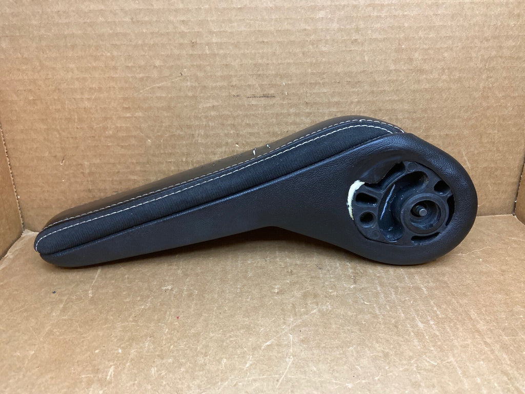 2011 2016 GRAND CARAVAN TOWN & COUNTRY ARMREST FRONT LEFT DRIVER BLACK ARM REST1