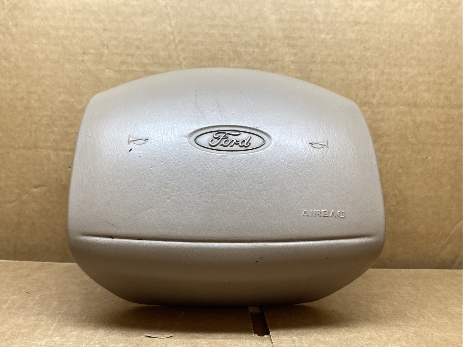 1999 2004 Ford F150 F250 Expedition LH Driver Steering Wheel Airbag Air Bag OEM 1