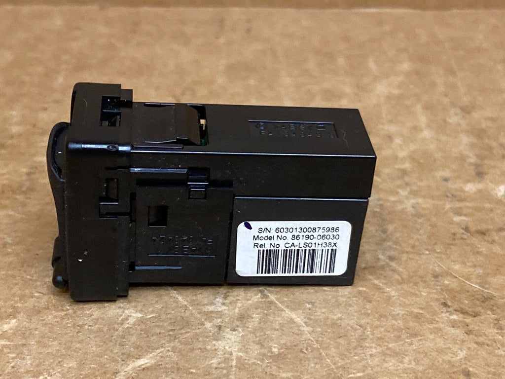 2012  2015 Toyota Camry AUX USB Outlet Adapter 86190 06030 OEM5