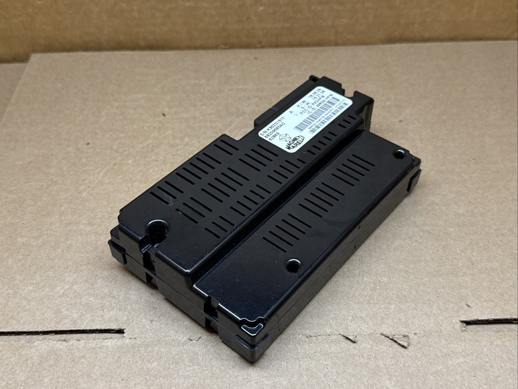 2014 Dodge Charger Journey Chrysler 300 Telematics Module OEM Mopar 68209685AC2
