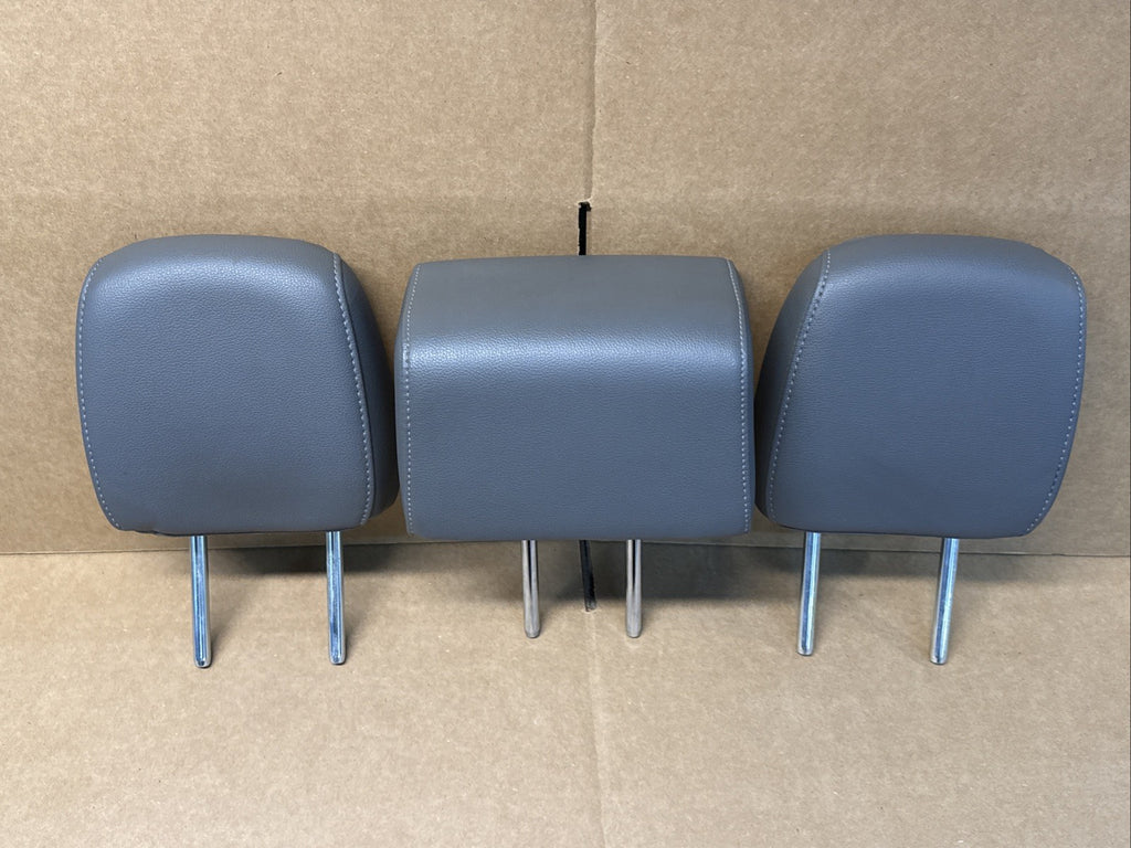 2013 2019 Ford Flex Rear 2nd Row Gray Leather Headrest Set Head Rest OEM2