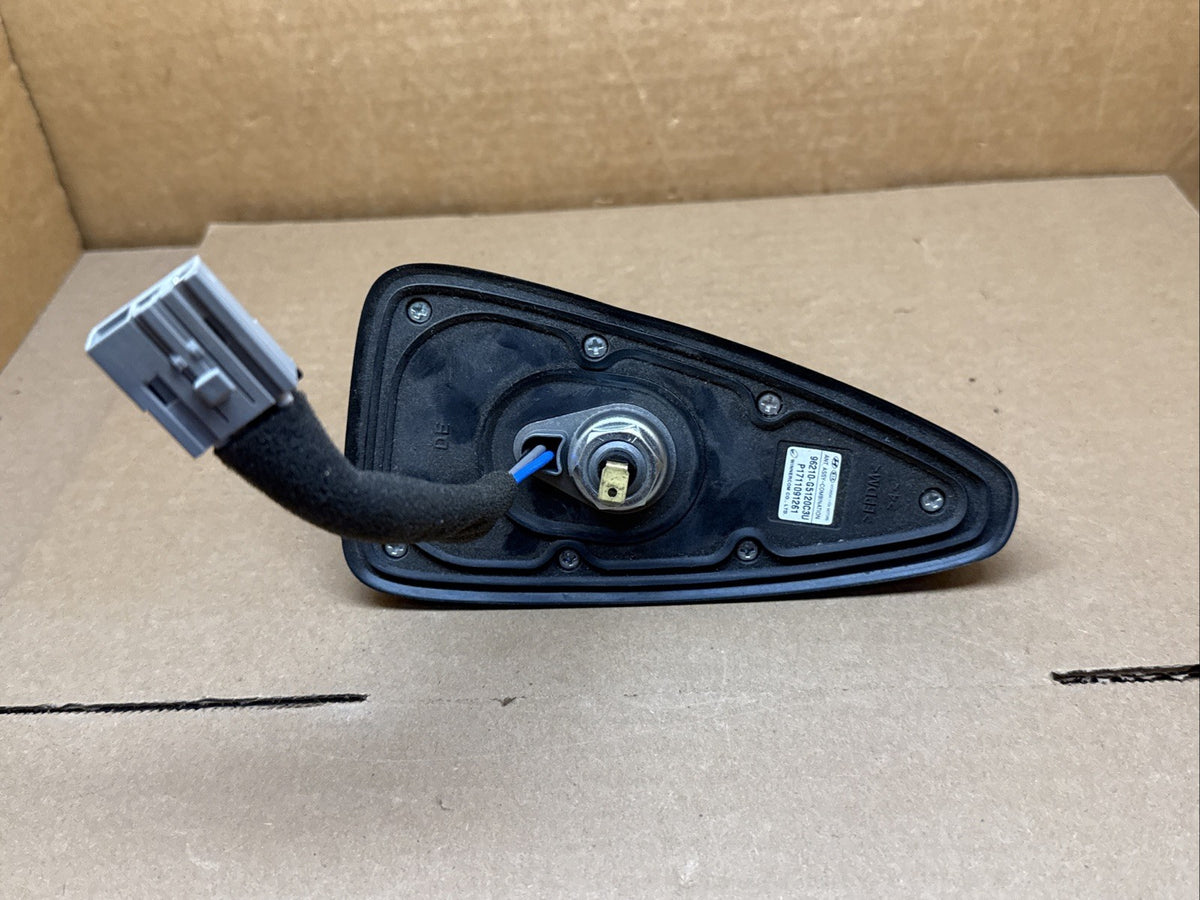 2017 2022 Kia Niro Roof Mounted Radio Audio Antenna Blue 96210 G5120C3U8