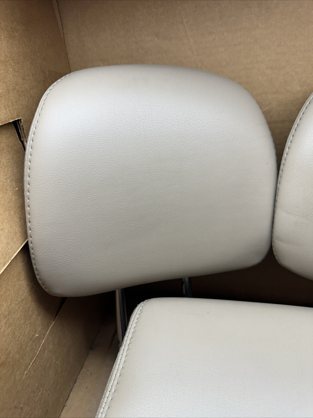 2013 2018 Pathfinder QX60 Rear Seat 2nd Row Headrest Head Rest Set Tan Leather2