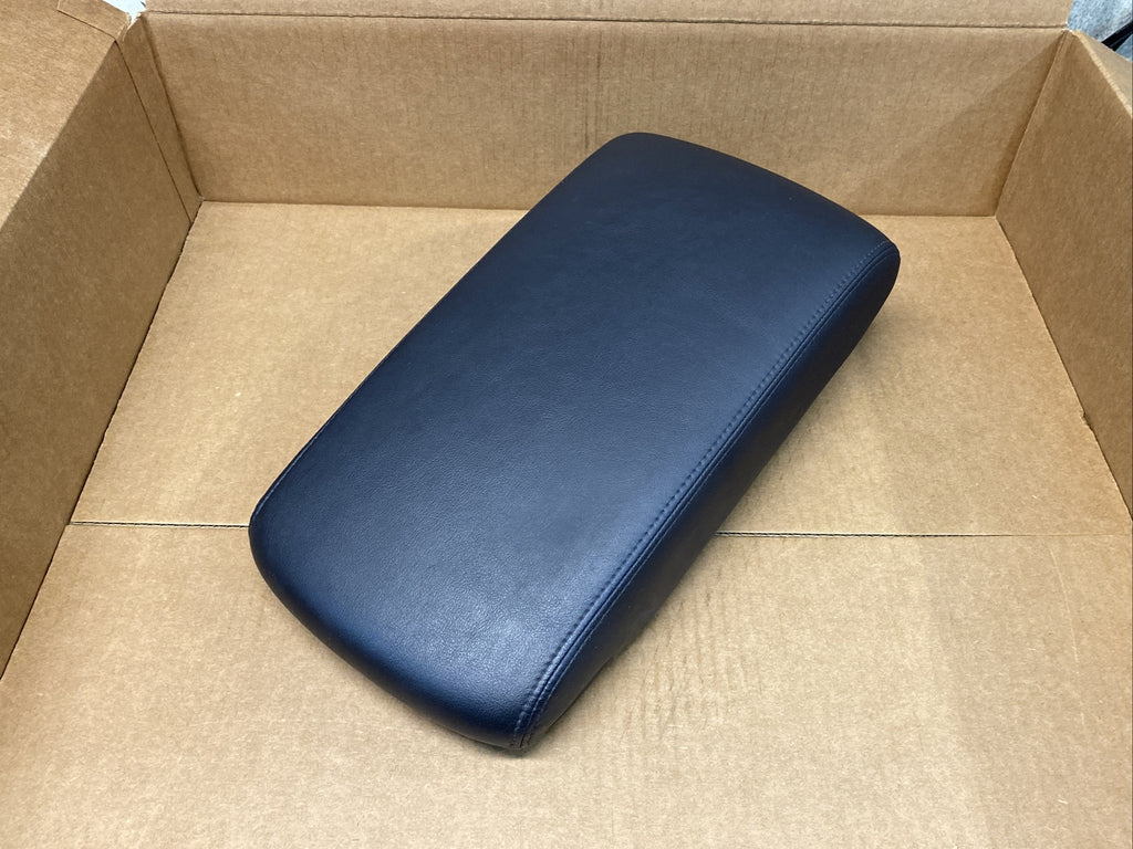 2011 2012 Toyota Avalon Center Console Lid Sliding Arm Rest Armrest Black0