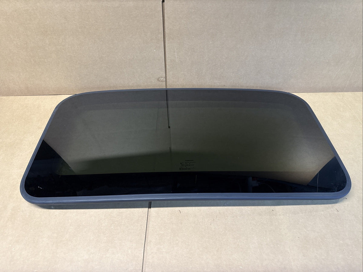 2007 2011 Dodge Nitro Sun Roof Sunroof Window OEM Glass FREE SHIPPING0