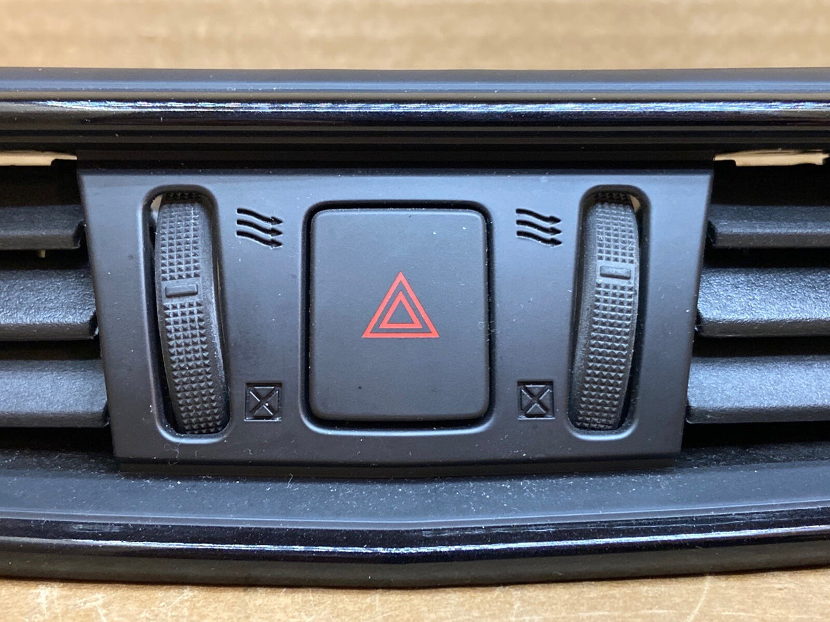2017 2024 NISSAN ROGUE FRONT CENTER DASH AC HEAT AIR VENT BEZEL HAZARD SWITCH4