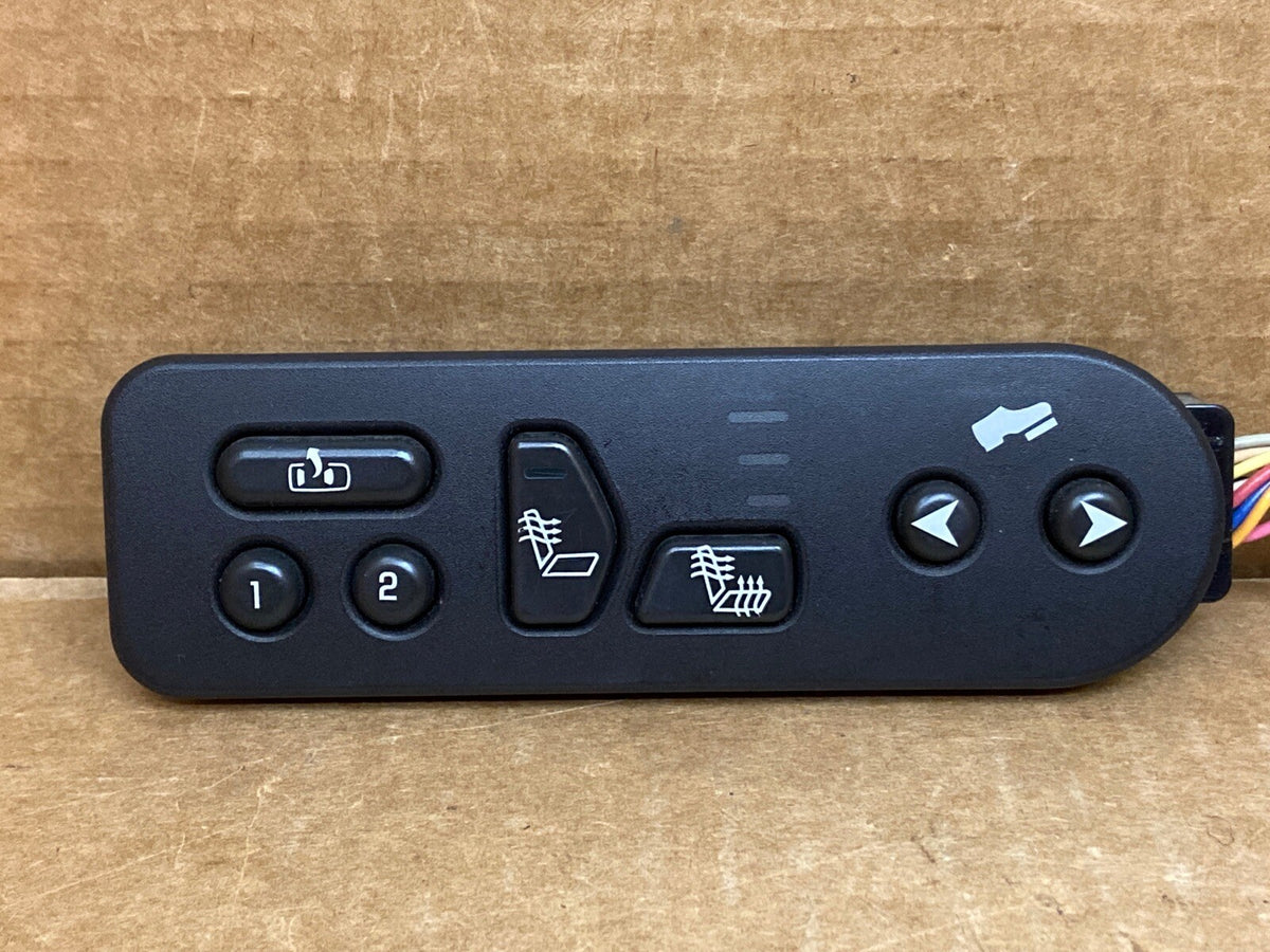 03 06 Tahoe Suburban Yukon Driver Door Heated Seat Switch OEM 151791361