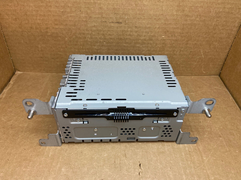 2013 2015 Ford Fusion AM FM Radio CD Player w Satellite HD Radio DS7T 19C107 CG1