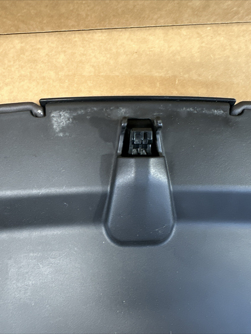 2015 2020 Tahoe Yukon Suburban Yukon XL Center Console Lid Arm rest Brown OEM7