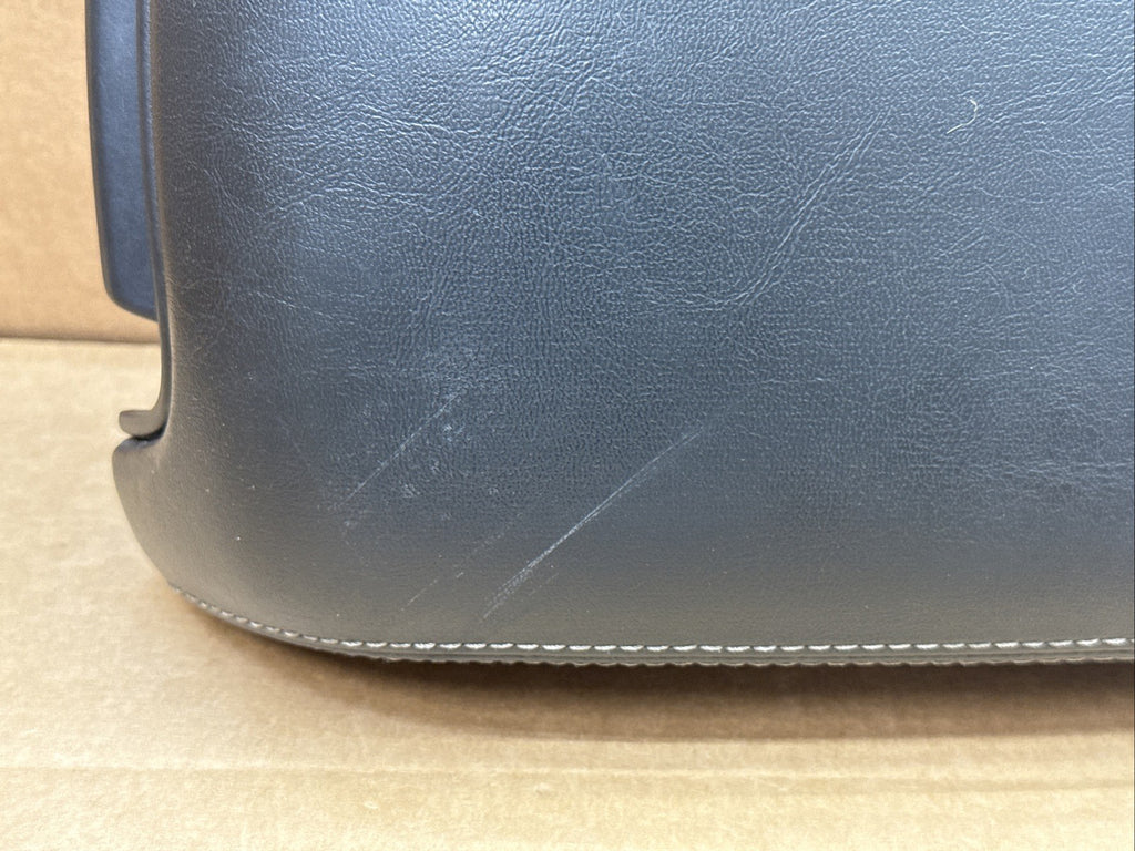 2011 2018 Dodge Charger Center Console Black Leather Armrest Lid Assembly8