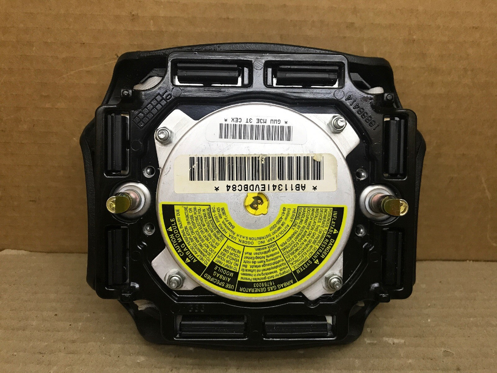 00 02 SUBURBAN SILVERADO TAHOE DRIVER STEERING WHEEL AIRBAG AIR BAG 168684143