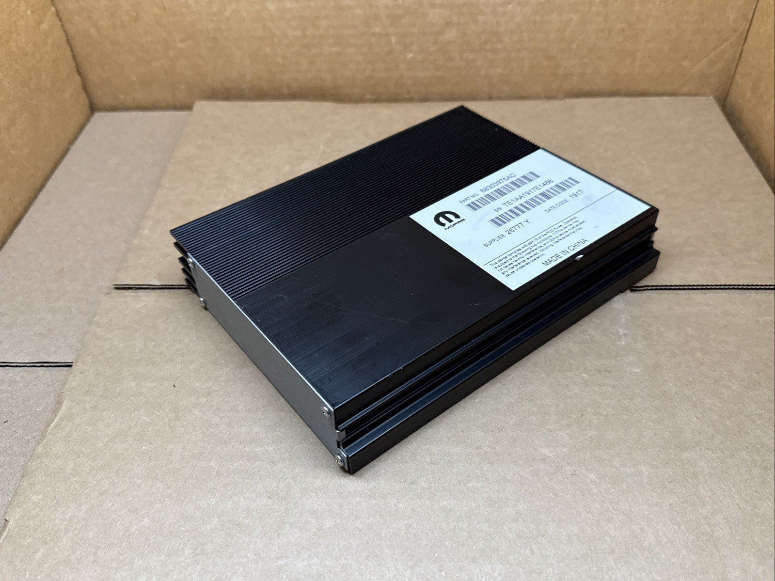 2017 2023 Charger Challenger Chrysler 300 Audio Amplifier Amp OEM 68303975AC2