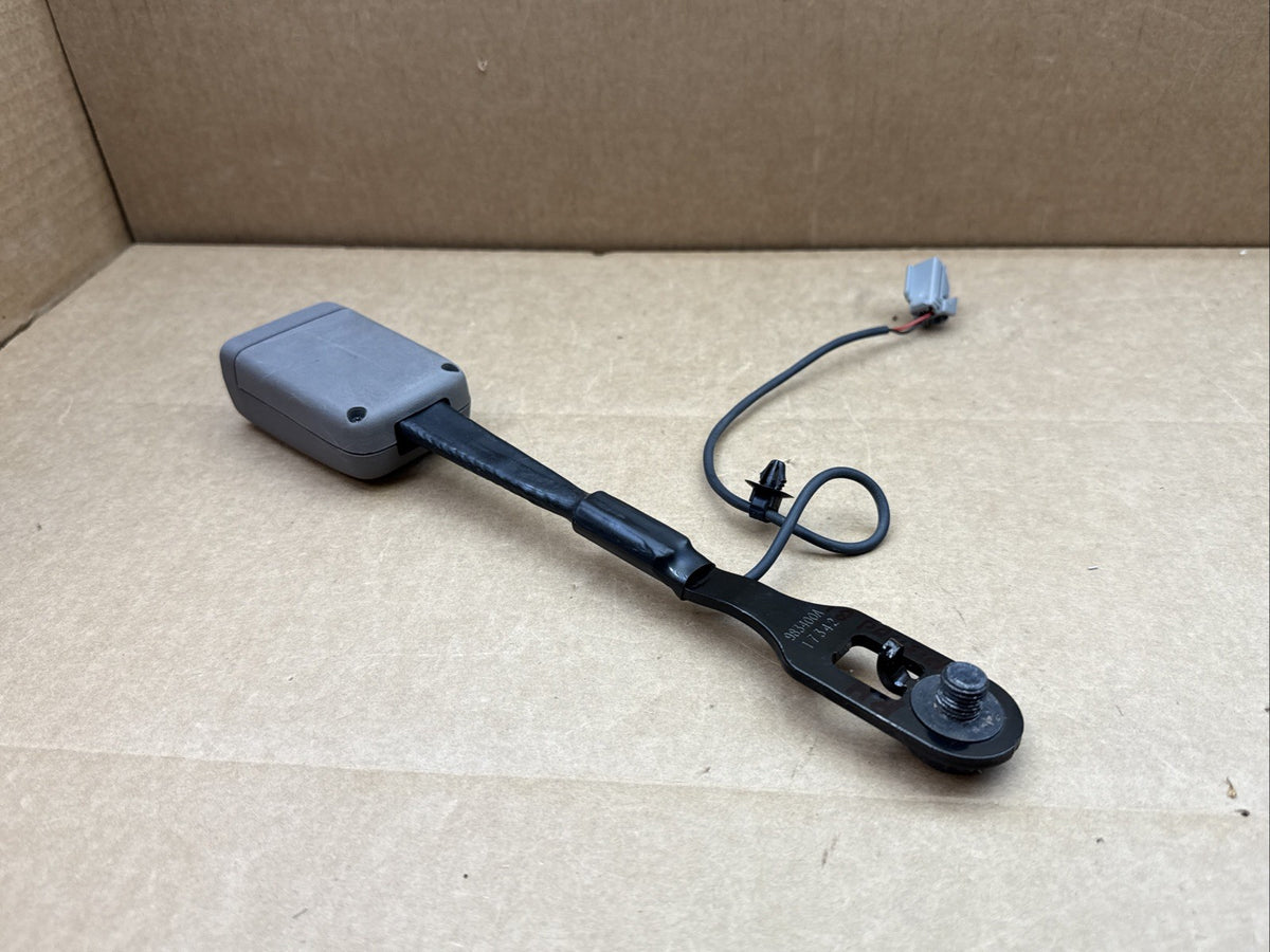2017-2020 Chrysler Pacifica Front Left or Right Side Seat Belt Seatbelt Buckle8