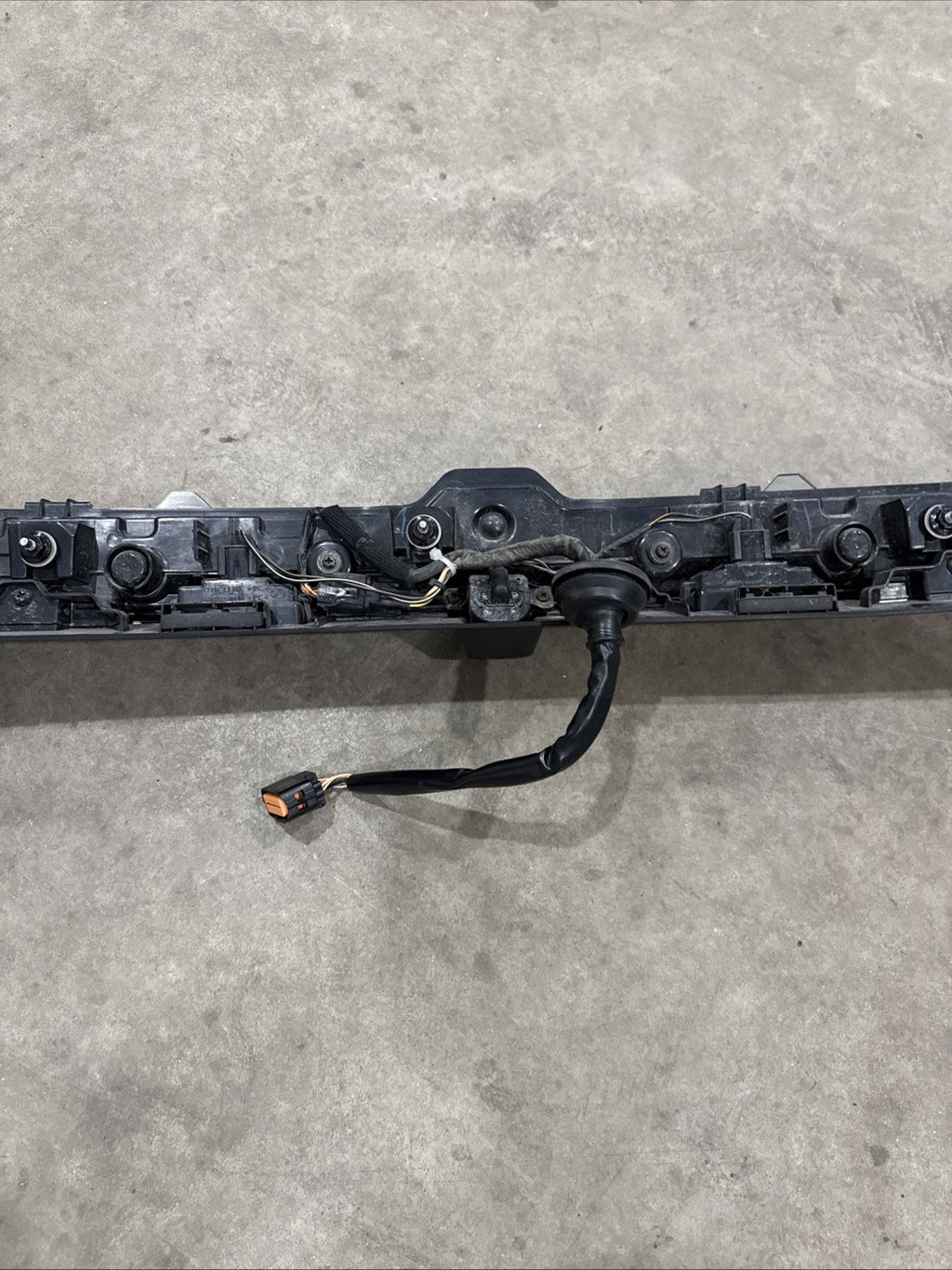 2022 2024 Hyundai Tucson Rear Center Trunk LED Tail Light Panel Camera OEM6