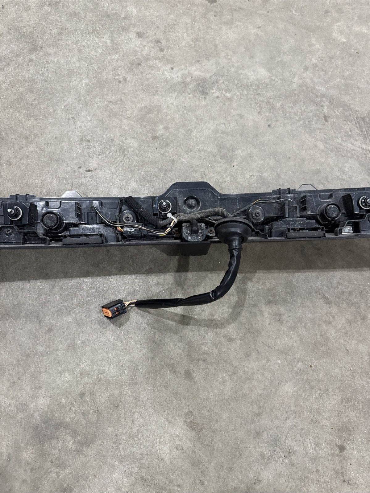 2022 2024 Hyundai Tucson Rear Center Trunk LED Tail Light Panel Camera OEM6