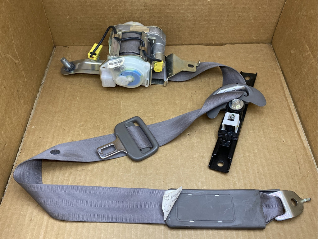 06 11 Civic Sedan Front Right Passenger Side Seat Belt Seatbelt Retractor Gray1