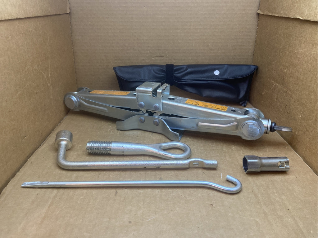 11 17 Nissan Quest Emergency Spare Tire Scissor Jack Tools Set Kit Lug Wrench3