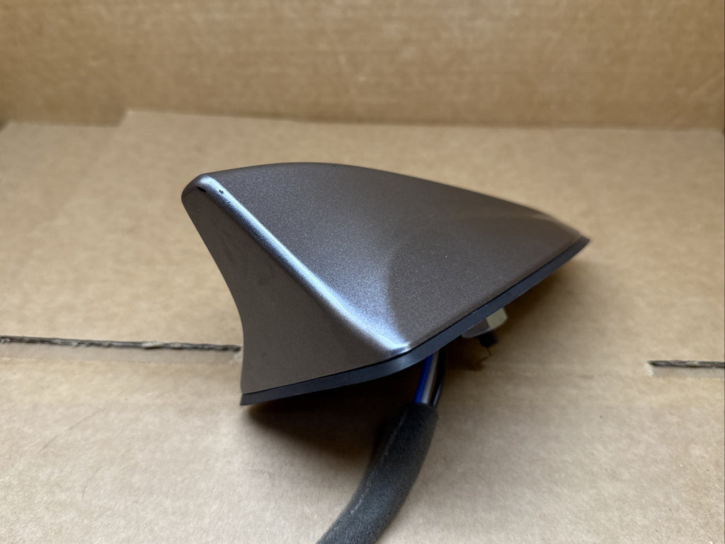 2014 2016 Kia Sportage Shark Fin Antenna OEM Mineral Silver 96210 3W800E6S5