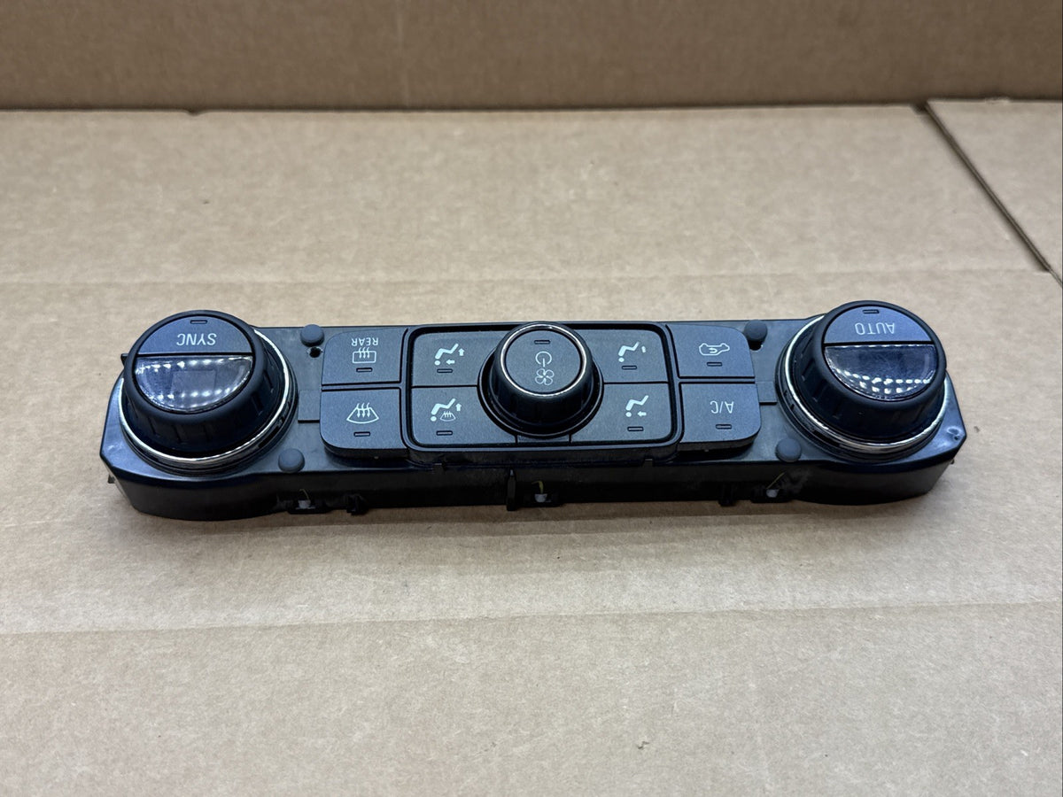 2014 2019 Silverado Sierra Temperature Climate AC Heater Control OEM 231681576