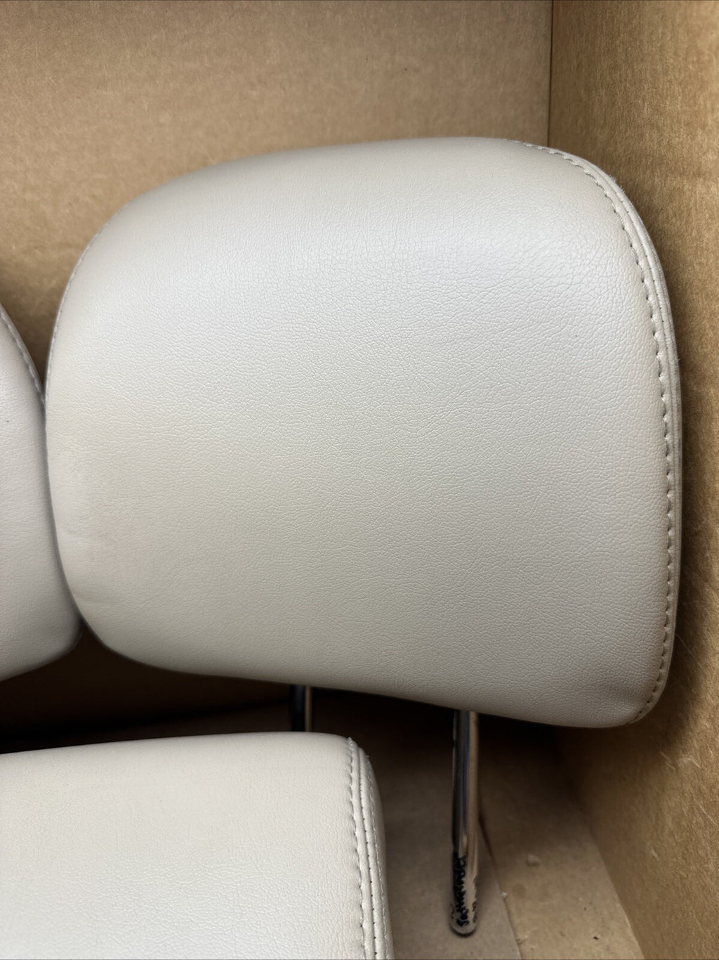 2013 2018 Pathfinder QX60 Rear Seat 2nd Row Headrest Head Rest Set Tan Leather3