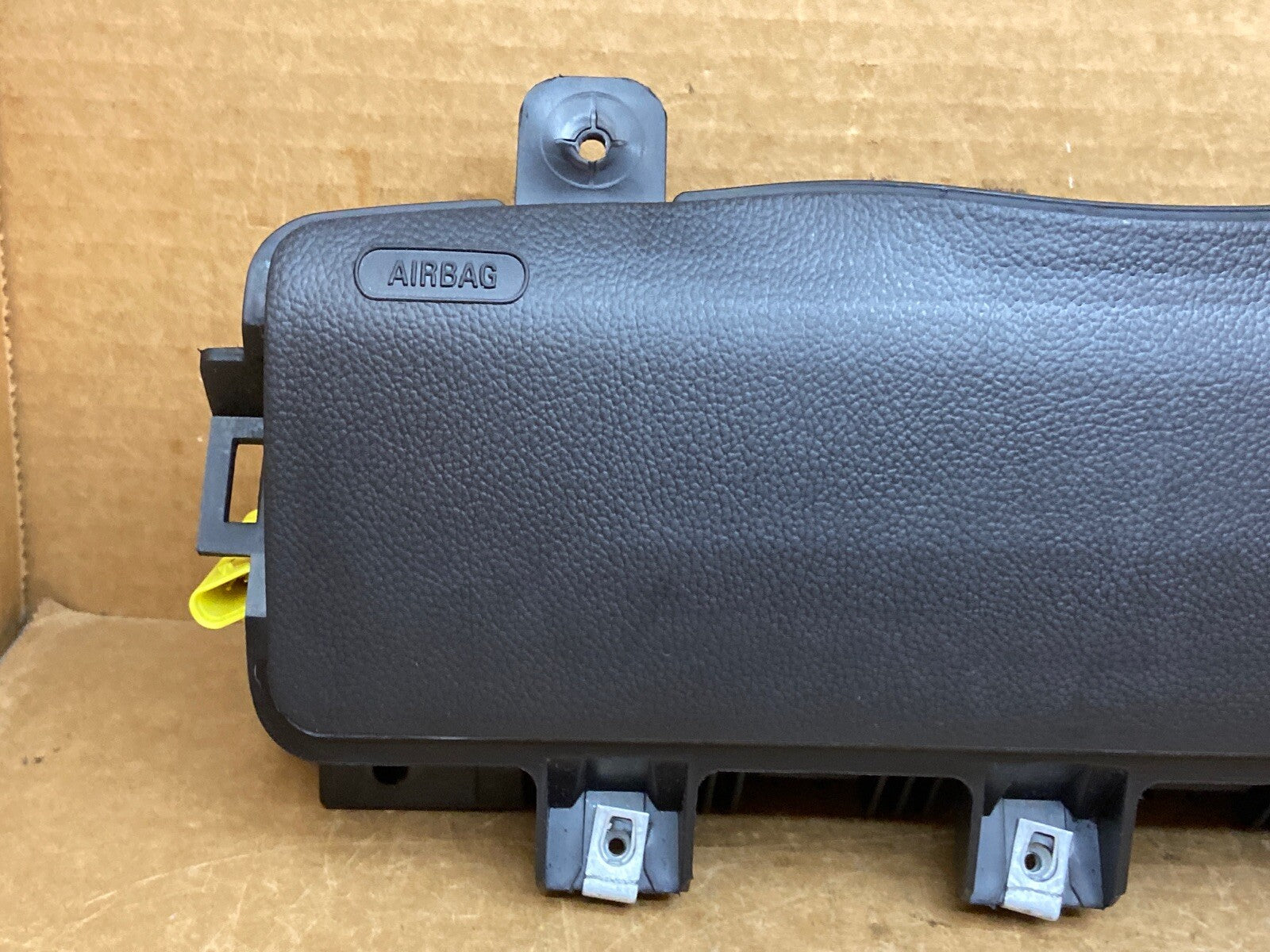 2012 2020 Chevy Sonic Left Side Driver Knee Lower Air Bag Airbag Black 951741751