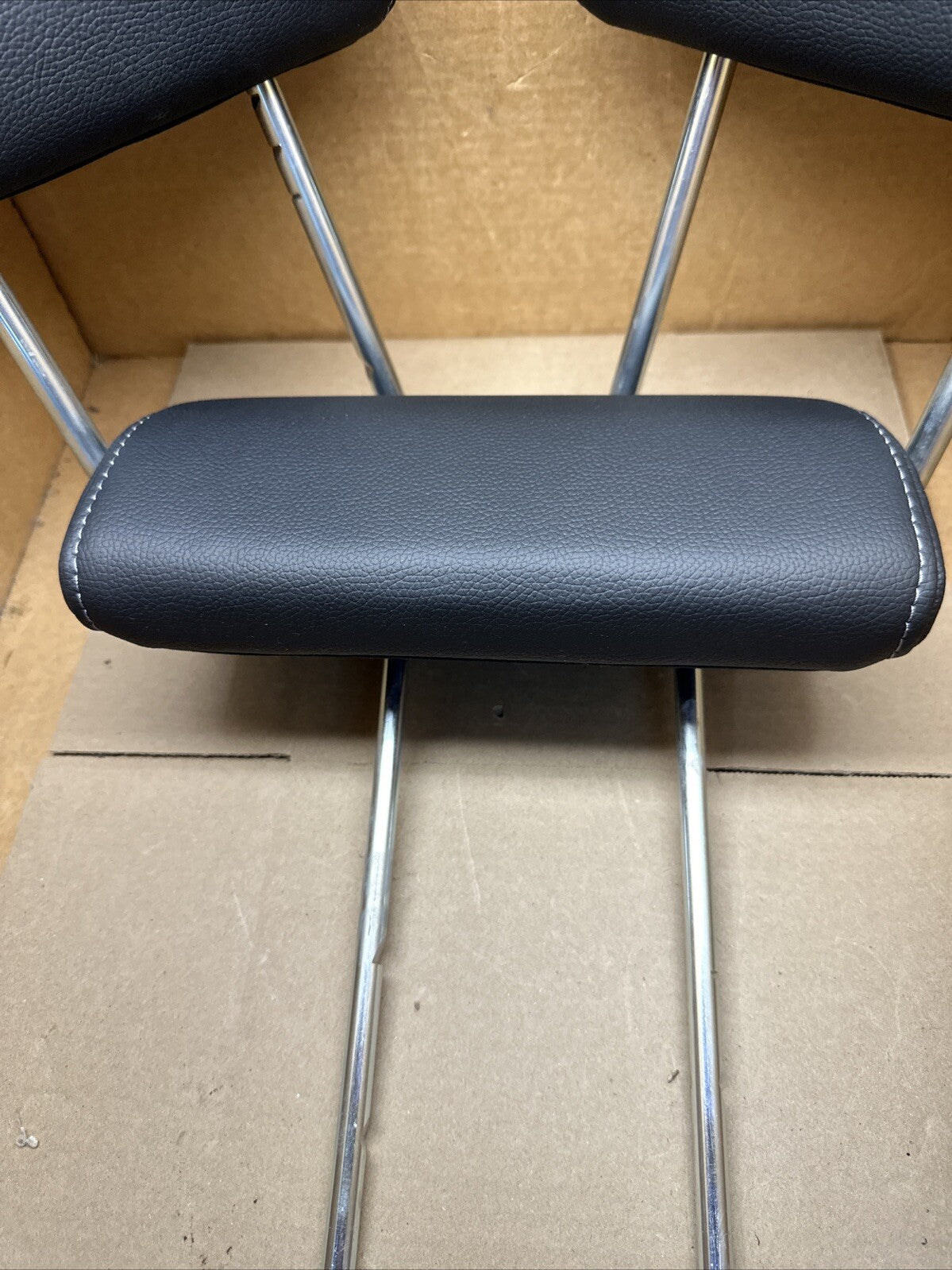 2016 2022 Honda Pilot Rear 2nd Row Black Leather Headrest Set Pair OEM1