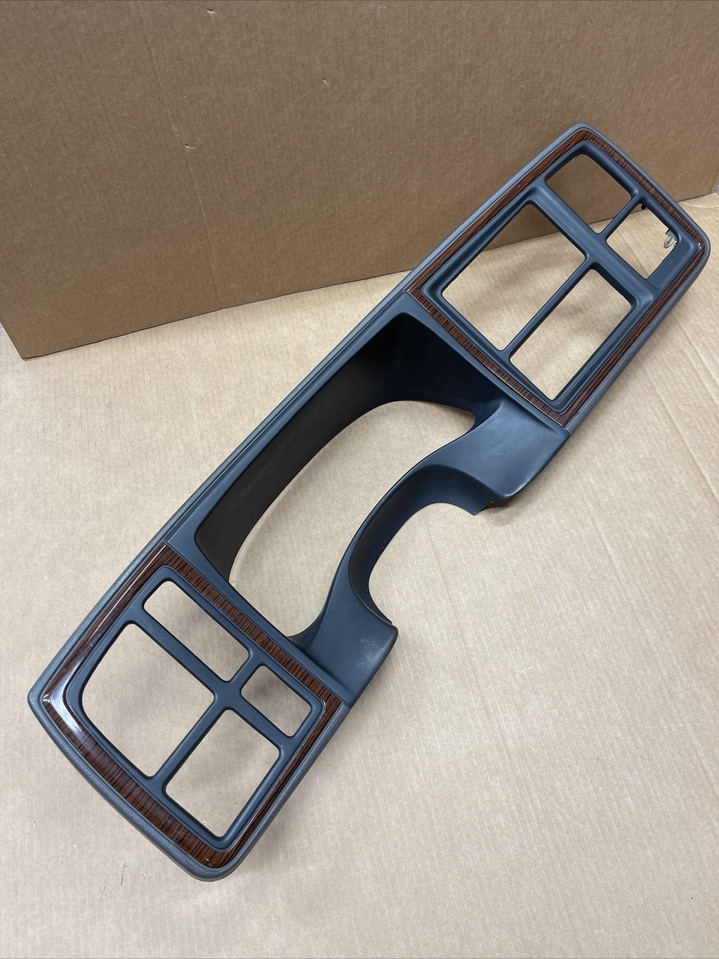 2003 2006 Cadillac Escalade Cluster Dash Bezel Ebony Woodgrain 15100030 150559930