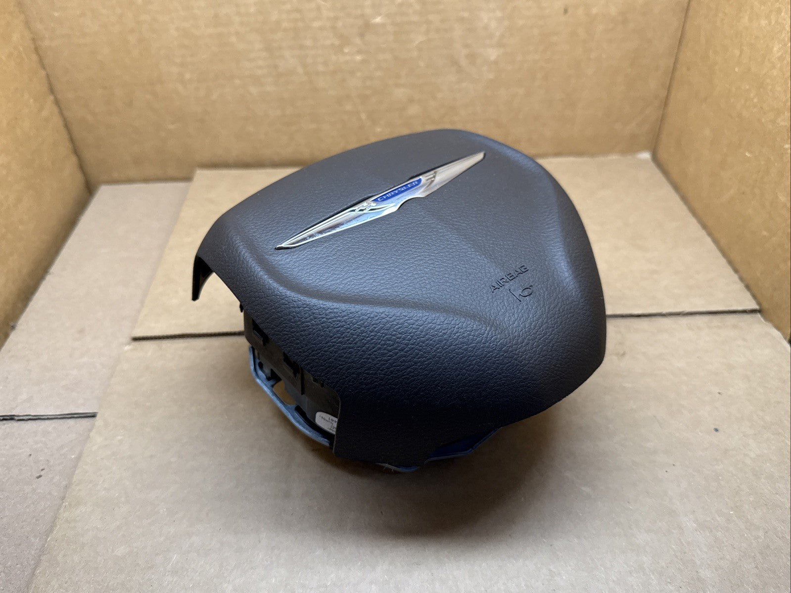2017 2022 Pacifica Front Left Driver Side Steering Wheel Air Bag Airbag Brown5