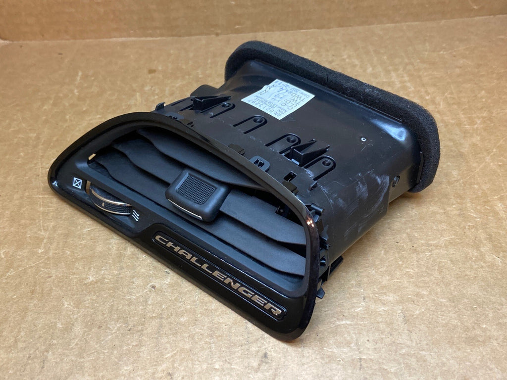 15 20 Dodge Challenger Front Right Side Dashboard A/C Heat Air Vent Outlet OEM6