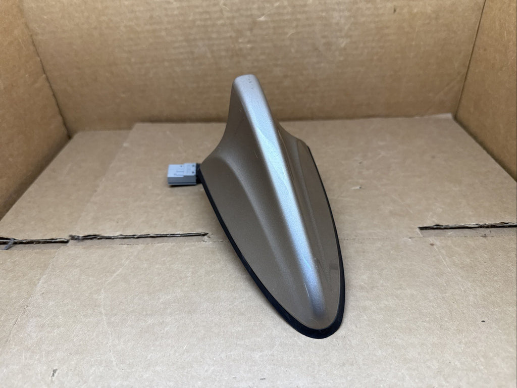 2015 2016 Kia Sedona Roof Radio Audio Antenna 96210 A92008K21