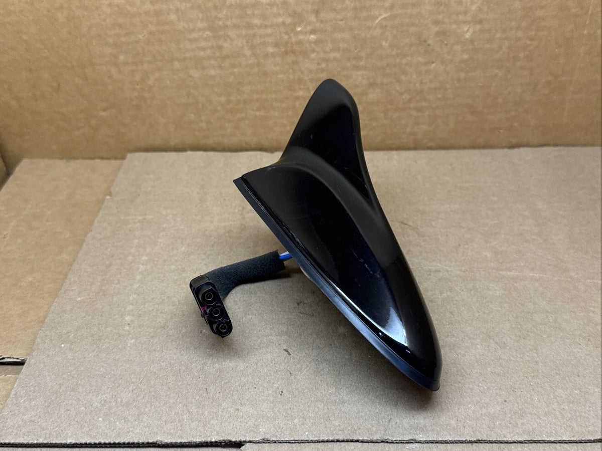 2012 2017 Hyundai Veloster Shark Fin Radio Roof Antenna 96210 2V801MZH BLACK4