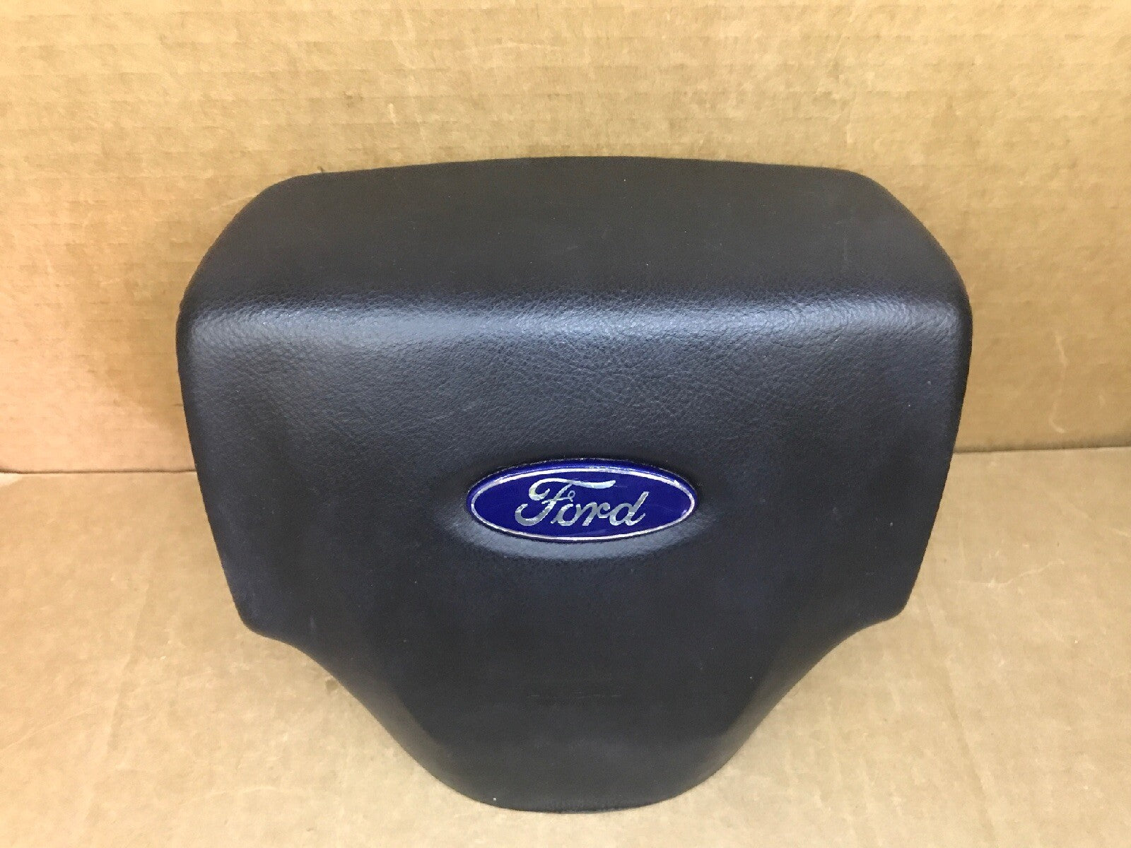 08 11 FORD FOCUS FRONT LEFT DRIVER SIDE STEERING WHEEL AIRBAG AIR BAG BLACK GW2
