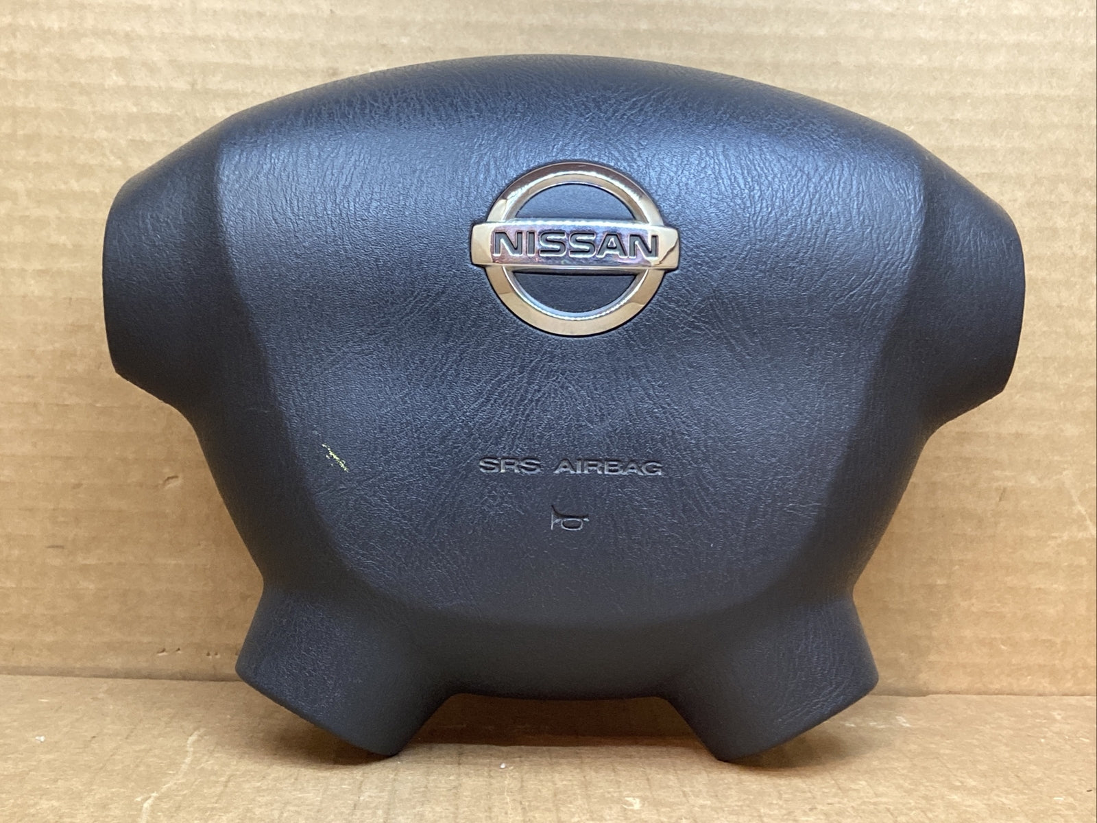 2002 2004 Nissan Frontier Front Left Driver Side Steering Wheel Air Bag Airbag1
